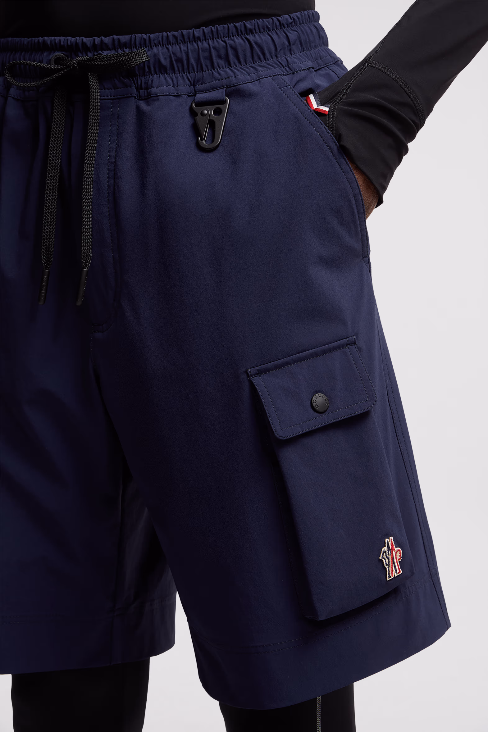 Water-Repellent Cargo Shorts Men Navy Blue Moncler 4